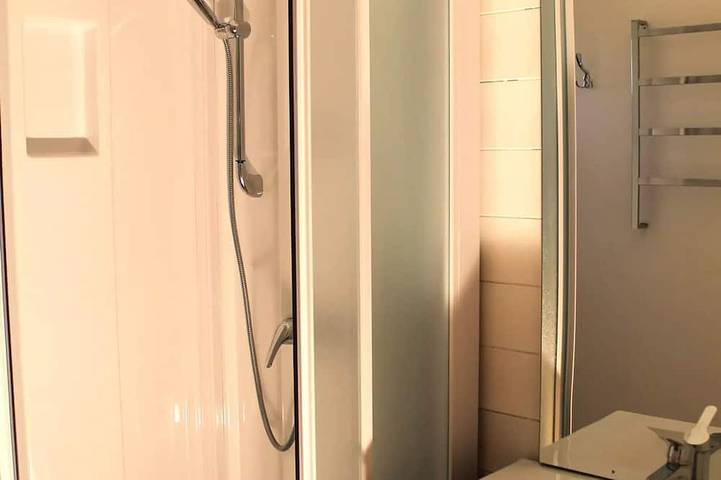 Gîte pour 2 personnes, avec terrasse et piscine, animaux acceptés à Montlaur (Midi-Pyrénées) - 3