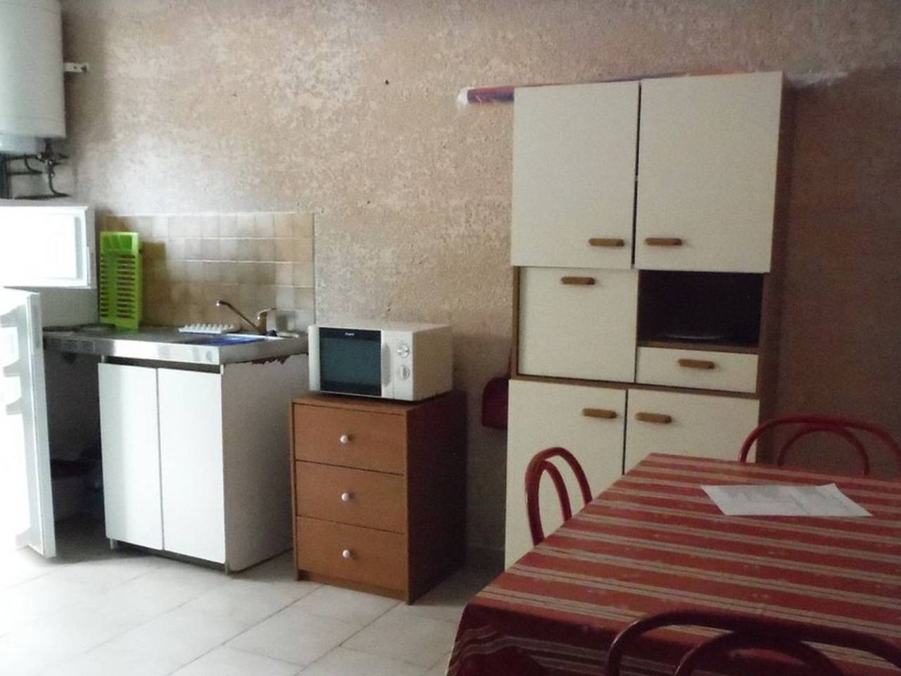 Studio entier, Logement de Vacances avec Terrasse - Pinarello Plage in Sorbo-Ocagnano, Arrondissement de Corte