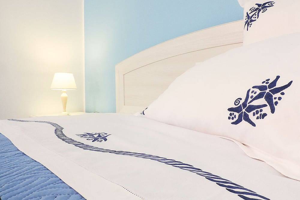 Appartamento intero, Bello,luminoso,con vista sul canale e sul ponte romano,free parking-wifi-A/C in Rimini, Provincia di Rimini