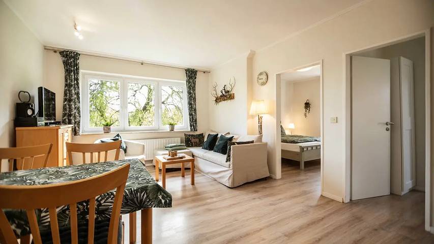 Ferienwohnung für 4 Personen, mit Sauna und Balkon sowie Garten - 1