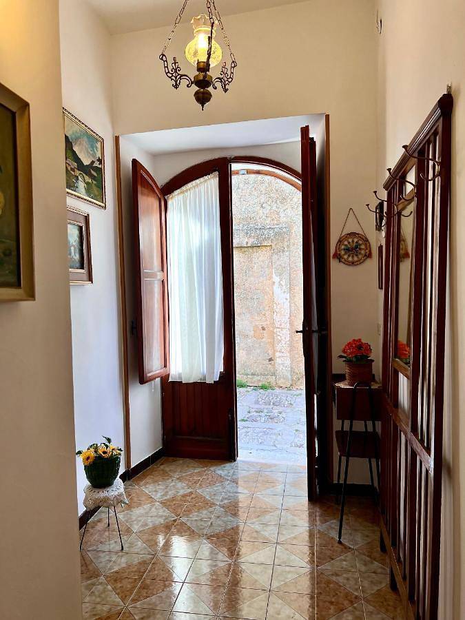 Gîte pour 5 personnes, avec vue et terrasse à Erice - 4