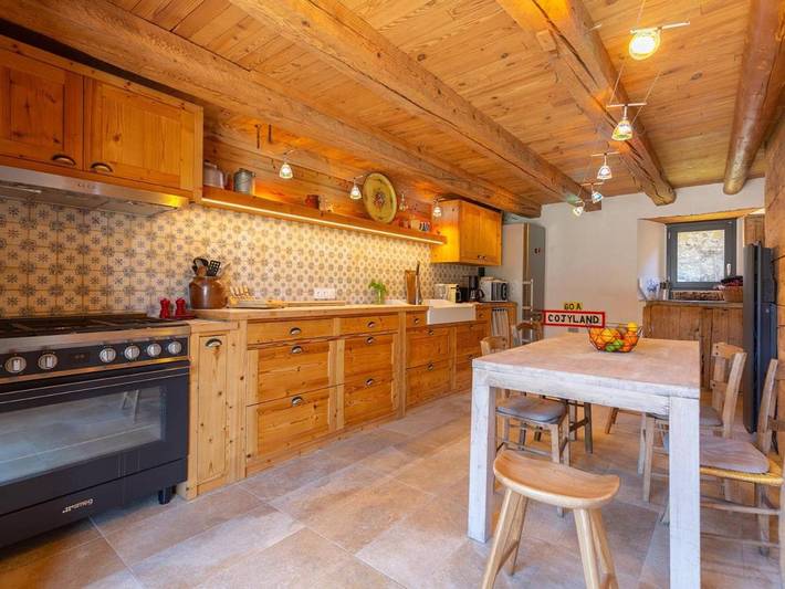 Location de vacances pour 8 personnes, avec vue sur le lac et jardin à Loudervielle - 2