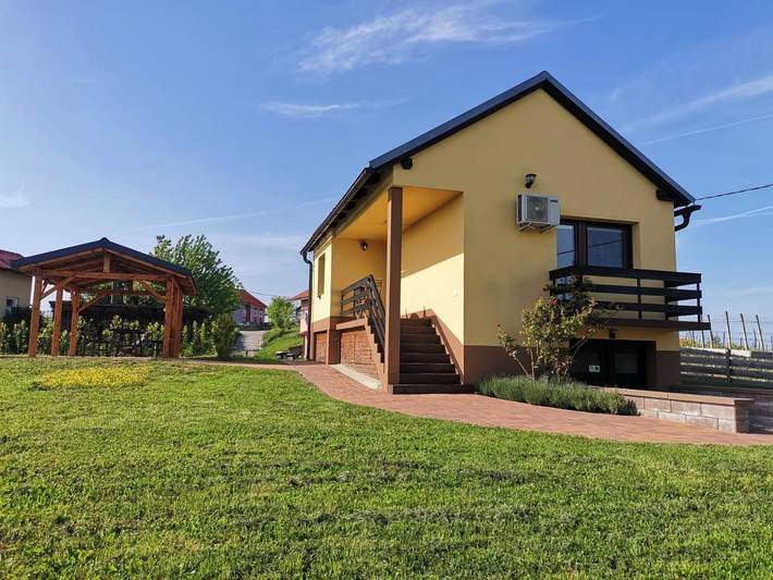 Location de vacances pour 4 personnes, avec vue ainsi que balcon et vue sur le lac dans Ormož - 2