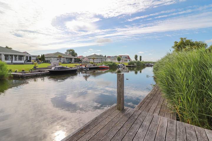 Ferienhaus für 5 Personen, mit Terrasse und Garten in Makkum - 2