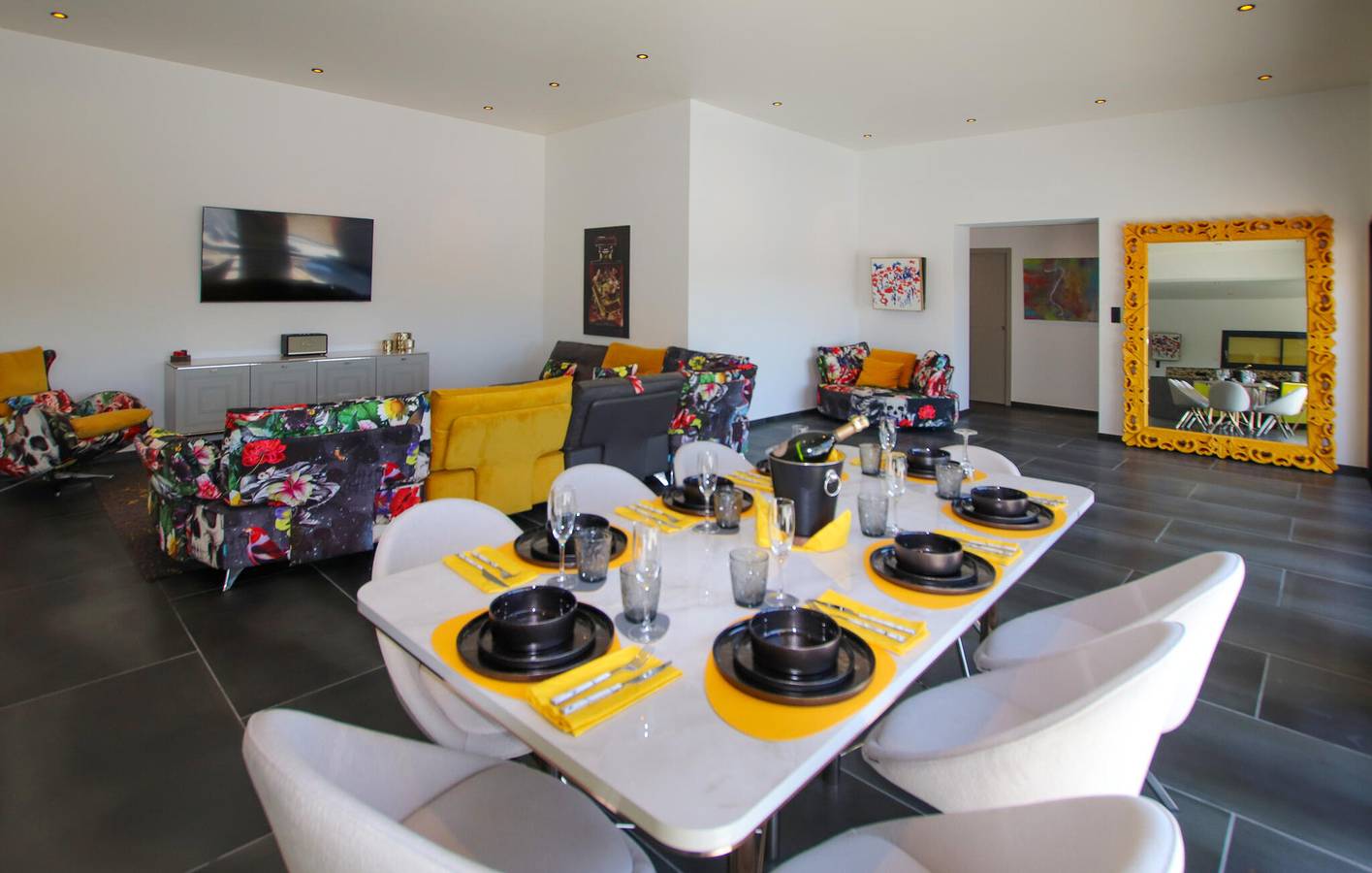 Montboucher-sur-Jabron Apartamento con Piscina y Parking in Montboucher-sur-Jabron, Región de Nyons