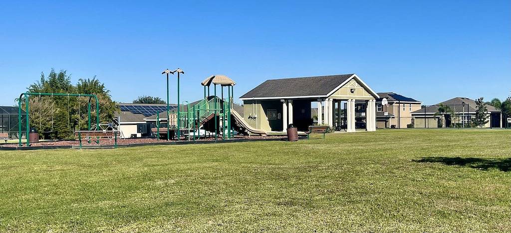 Davenport Disney-Area Home ~ Private Pool & Hot Tub ~ Quiet Retreat in Davenport (FL), Zentral Florida