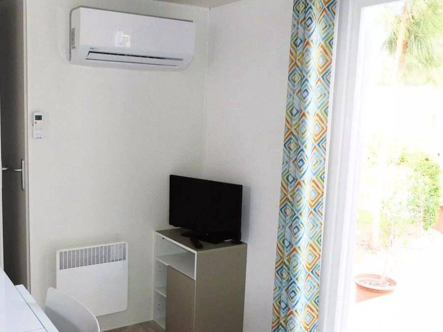 Camping Tikayan Clau Mar Jo - Stacaravan 6 personen - Colorado Confort 3 Kamers 4/6 Personen Airconditioning + Tv, foto 9