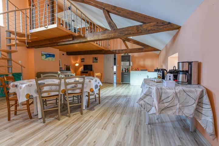 Gîte pour 6 personnes, avec terrasse à Bar-sur-Aube - 4