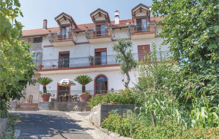 Gîte pour 4 personnes, avec terrasse à Agerola - 2