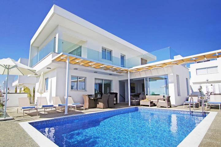Villa for 9 people, with Balcony/Terrace and Balcony in Ayia Napa