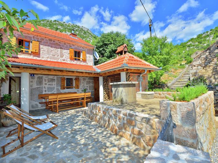 Ferienhaus für 4 Personen, mit Balkon/Terrasse in Starigrad