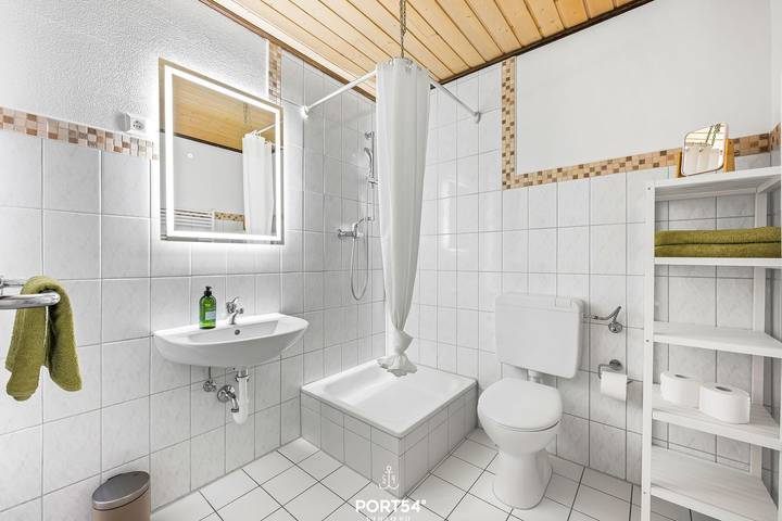 Ganze Wohnung, Ella - unter Reet, Strandnah, Hunde erlaubt, Garten in Ringsberg, Schleswig-Flensburg