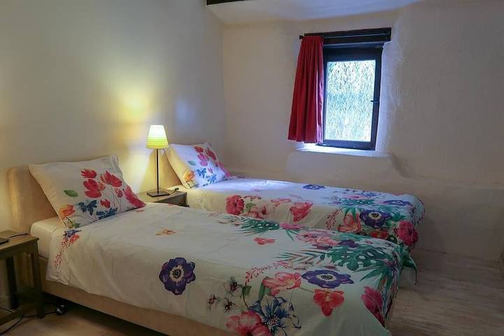 Gîte pour 4 personnes, avec sauna et piscine à Sauveterre-la-Lémance - 4