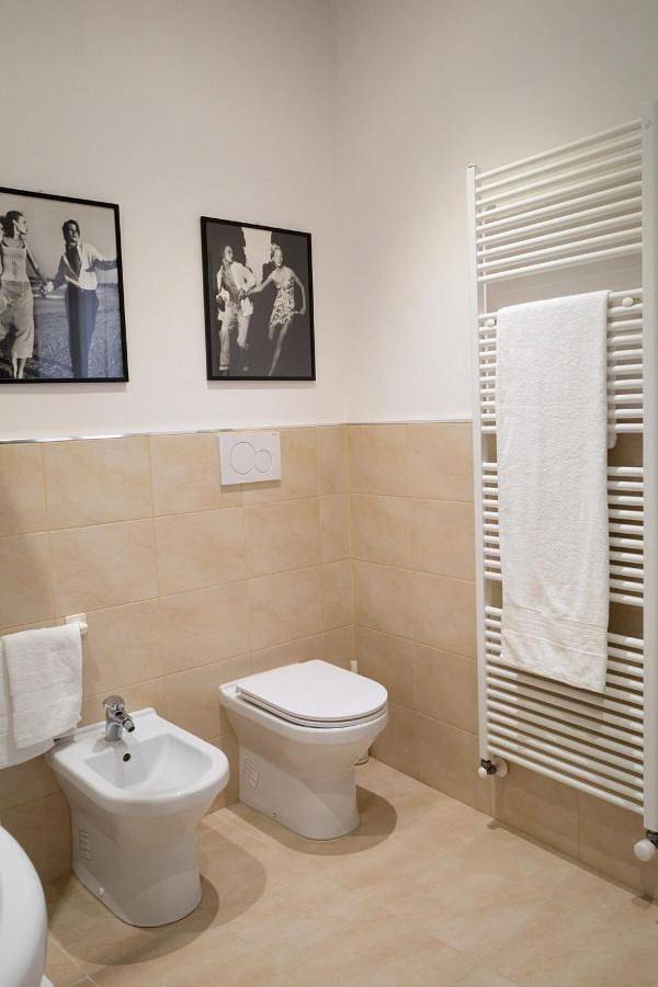 Location de vacances pour 4 personnes, avec terrasse, animaux acceptés à Imola - 2