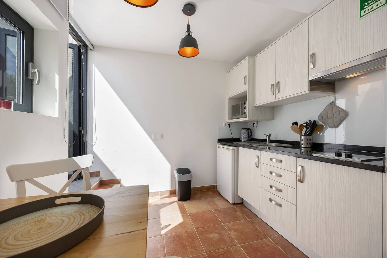 Appartement entier, Appartement "Amado" avec vue sur les montagnes, jardin privé et Wi-Fi in Bordeira, Parc naturel du Sud-Ouest Alentejano et Costa Vicentina