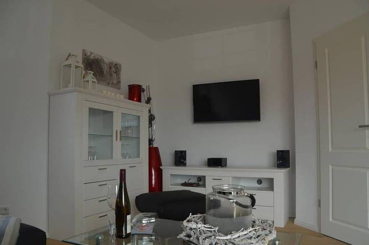 Hütte für 2 Personen, mit Balkon und Garten sowie Sauna in Norddeich - 2