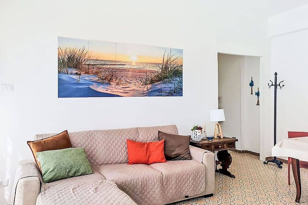 Ganze Wohnung, Angenehme Wohnung für 4 Gäste mit  W-Lan, Klimaanlage, Tv und Balkon in Terracina, Pontinische Ebene