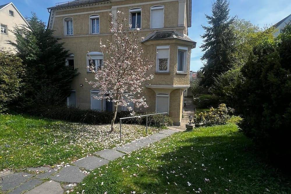 Ganze Wohnung, Edles 105 m² Apartment für bis zu 6 Personen, ideal für Familien mit Kindern in Crimmitschau, Chemnitz und Umgebung