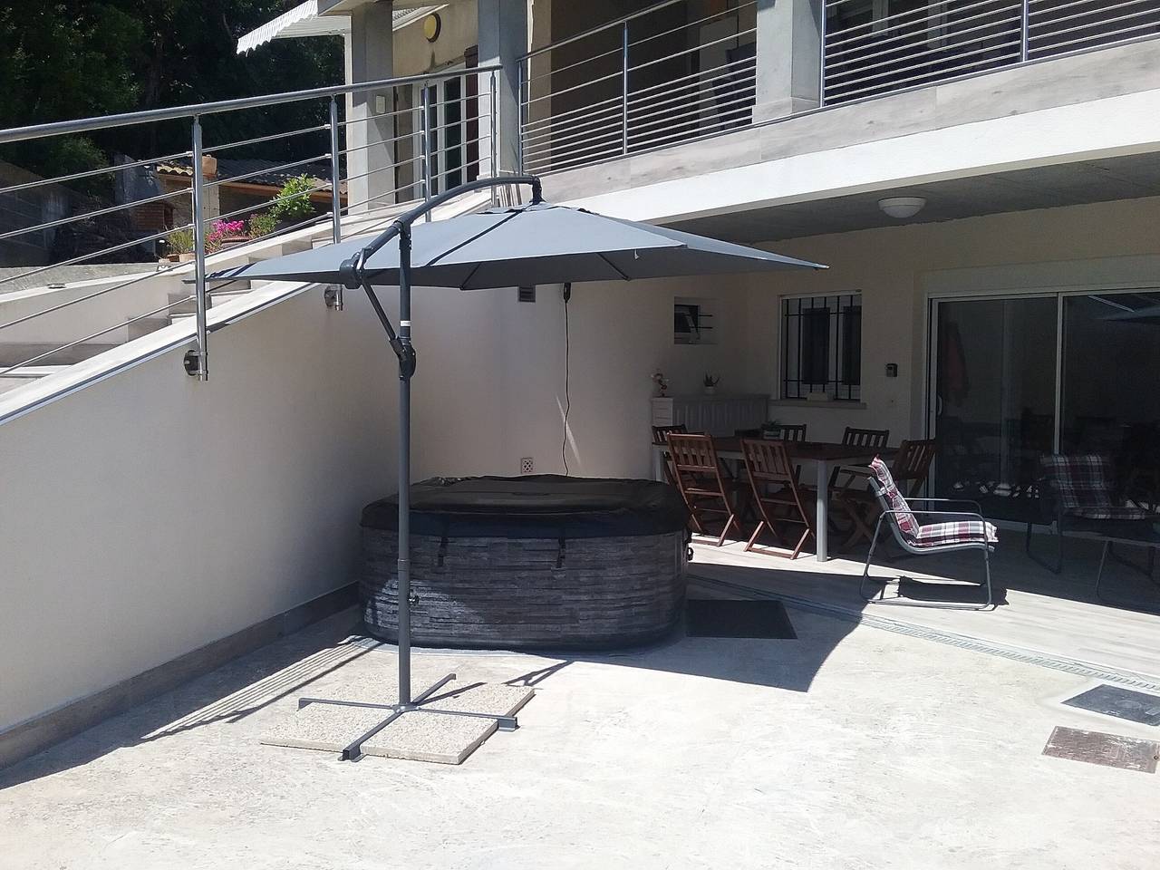 Gîte « Villa athena » avec piscine partagée, terrasse privée et Wi-Fi in Montagnac, Côte méditerranéenne (France)