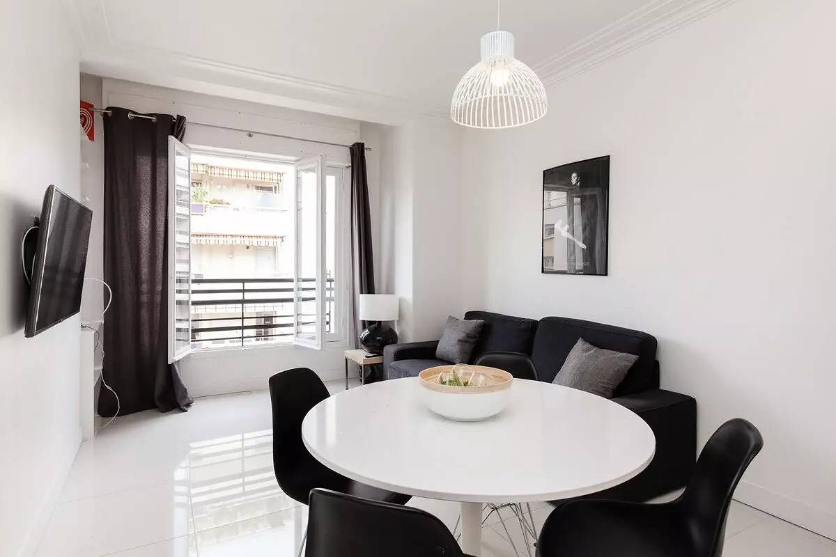 Appartement entier, 3P moderne et cosy aux pieds de la Croisette ! in Cannes, Côte méditerranéenne (France)