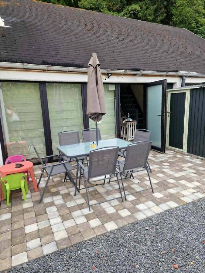 Cocon douillet avec chaleur ambiante du poêle à pellets in Hastière-par-delà, Hastière