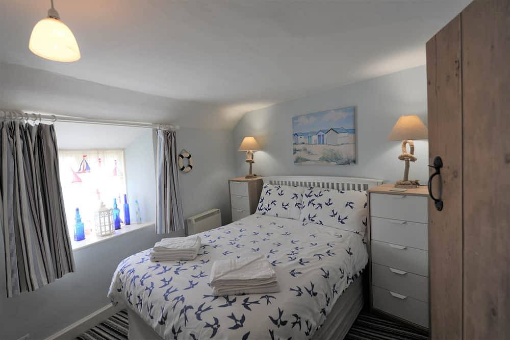 Sunbeam Cottage nestling in the heart of Branscombe village with a parking space in Branscombe, Jurassic Coast
