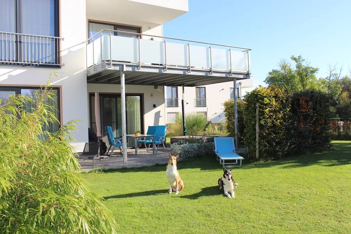 Ferienwohnung für 4 Personen, mit Whirlpool und Garten sowie Sauna in Mecklenburgische Seenplatte