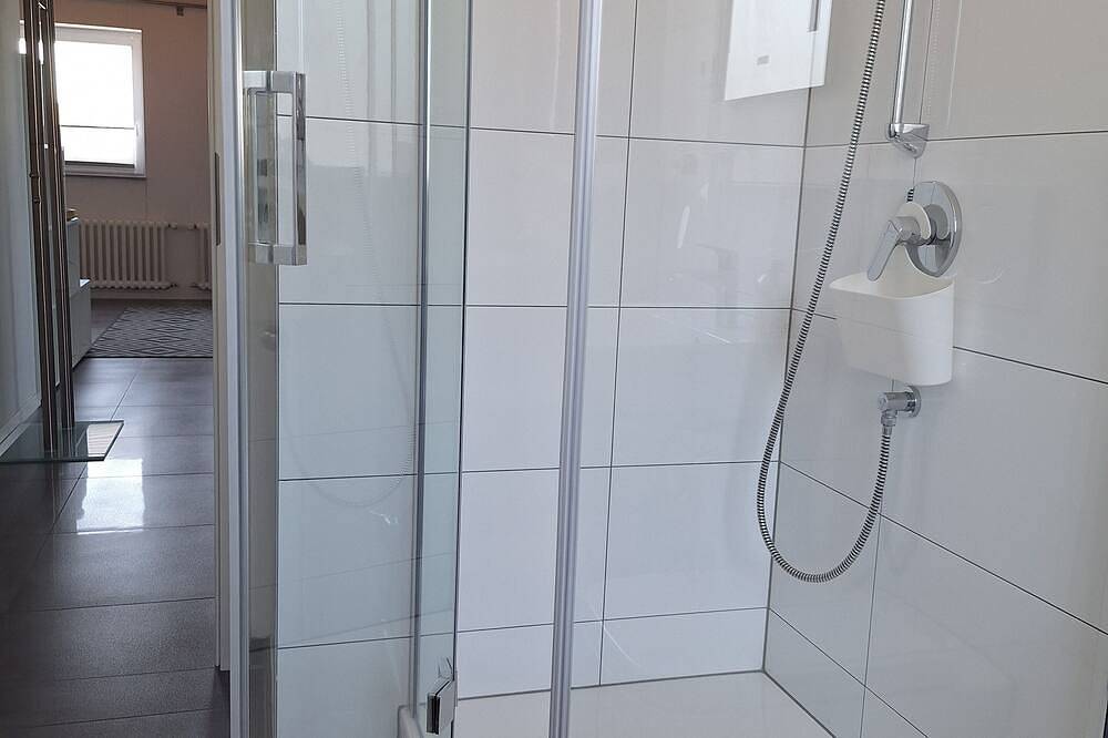 Ganze Wohnung, Moderne Wohnung Krefeld nähe Düsseldorf Airport / Messe in Krefeld, Niederrhein