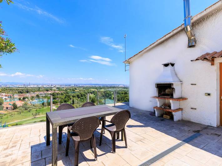 Villa pour 16 personnes, avec Balcon et Terrasse ainsi que Jacuzzi et Jardin à Salou - 4