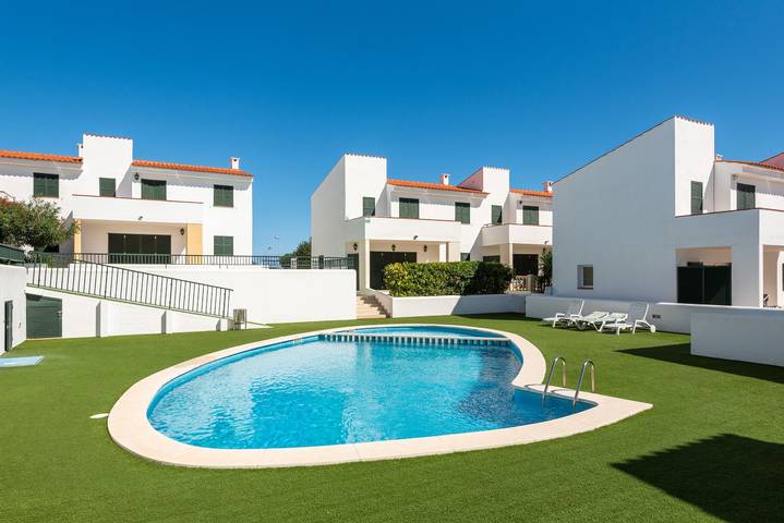 Chalet para 6 personas con balcón/terraza in Arenal d'en Castell, Es Mercadal