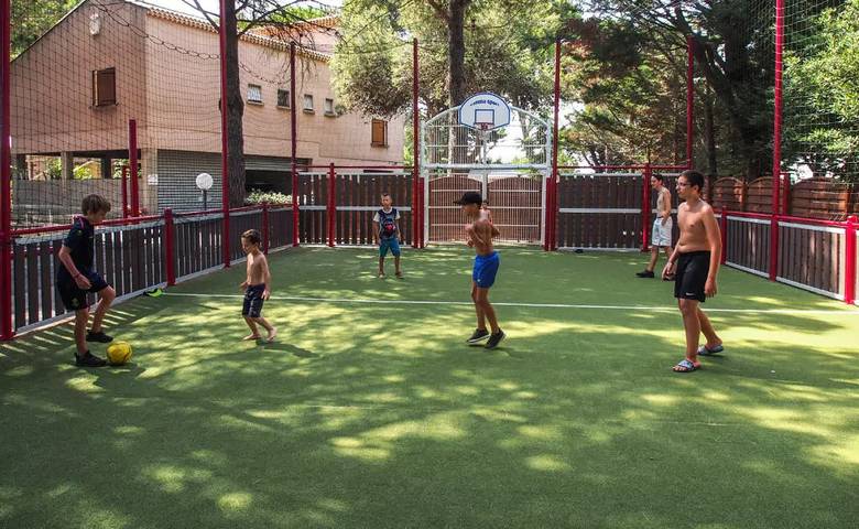 Camping pour 4 personnes, avec terrasse, animaux acceptés à Sérignan - 3