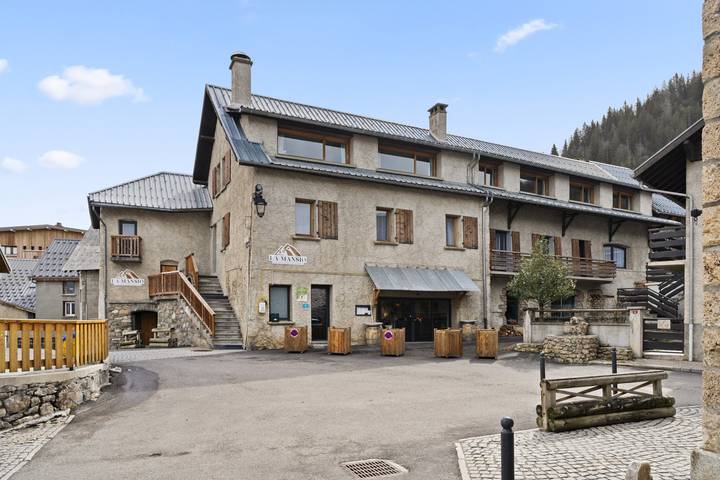Gîte pour 50 personnes, avec jardin
