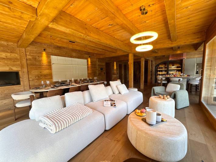 Chalet pour 21 personnes, avec jacuzzi et balcon