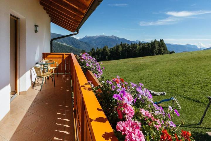 Ferienhaus für 7 Personen, mit Balkon und Terrasse sowie Garten und Ausblick in Meransen - 3