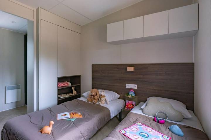 Camping pour 4 personnes, avec piscine ainsi que jardin et terrasse, adapté aux familles à Millau - 4