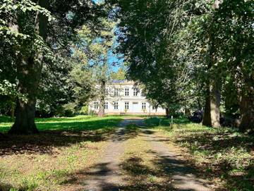 Schloss für 4 Personen, mit Garten, kinderfreundlich an der Ostsee