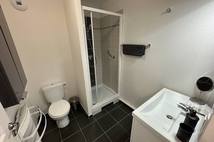 Appartement entier, Appartement vue mer 🌊 exposé sud ☀️à Carantec in Carantec, Ceinture Dorée