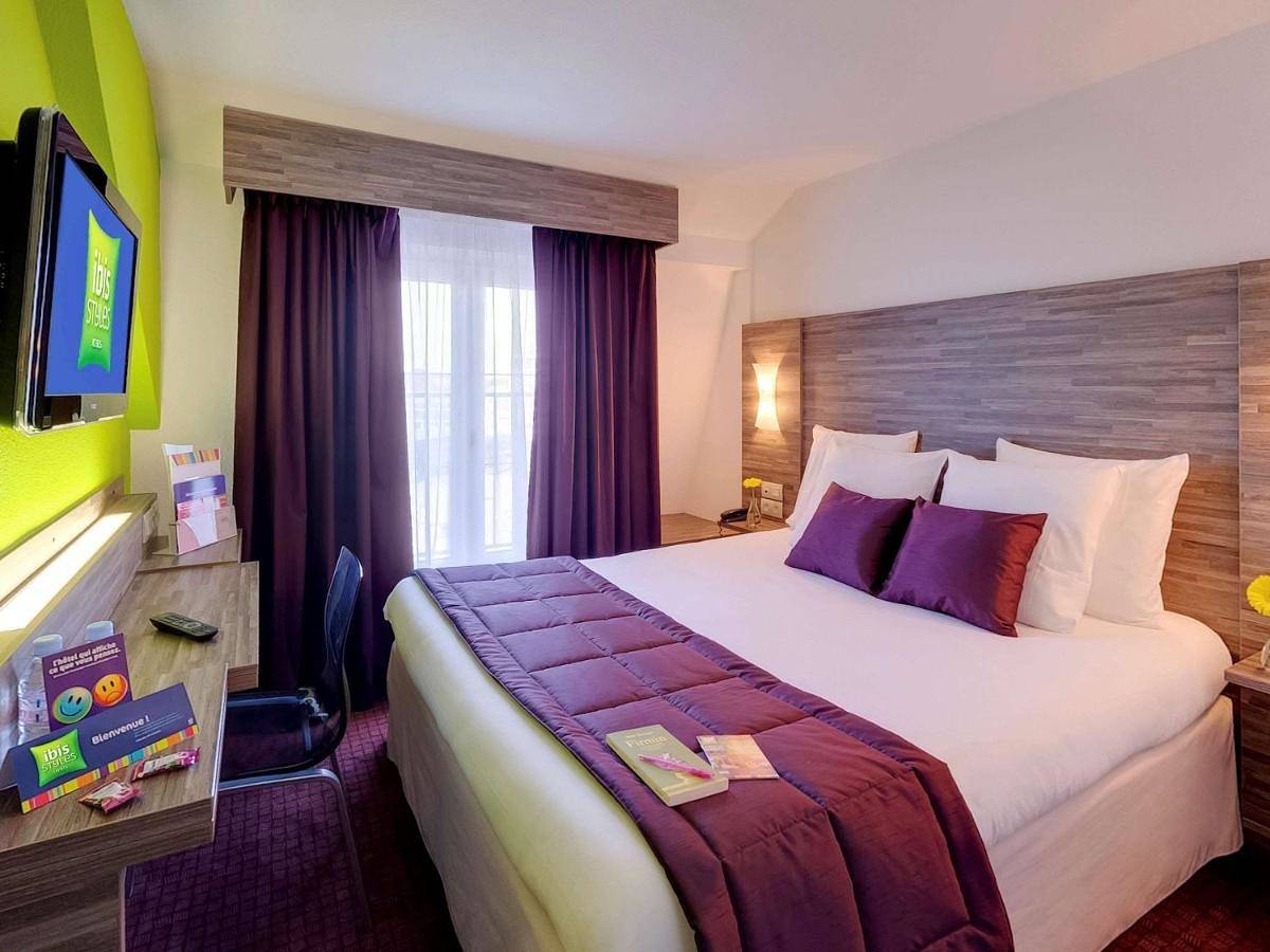 Standard Family Suite with Two Connecting Rooms in Rennes, Région de Rennes