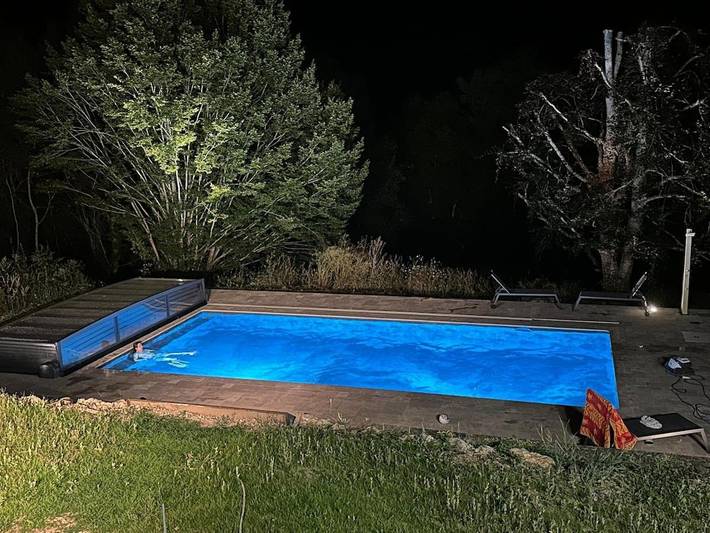 Location de vacances pour 11 personnes, avec piscine ainsi que jardin et vue, adapté aux familles à Sancerre - 4