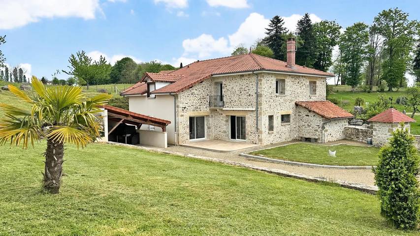 Gîte pour 8 personnes, avec Terrasse et Jardin à Linards