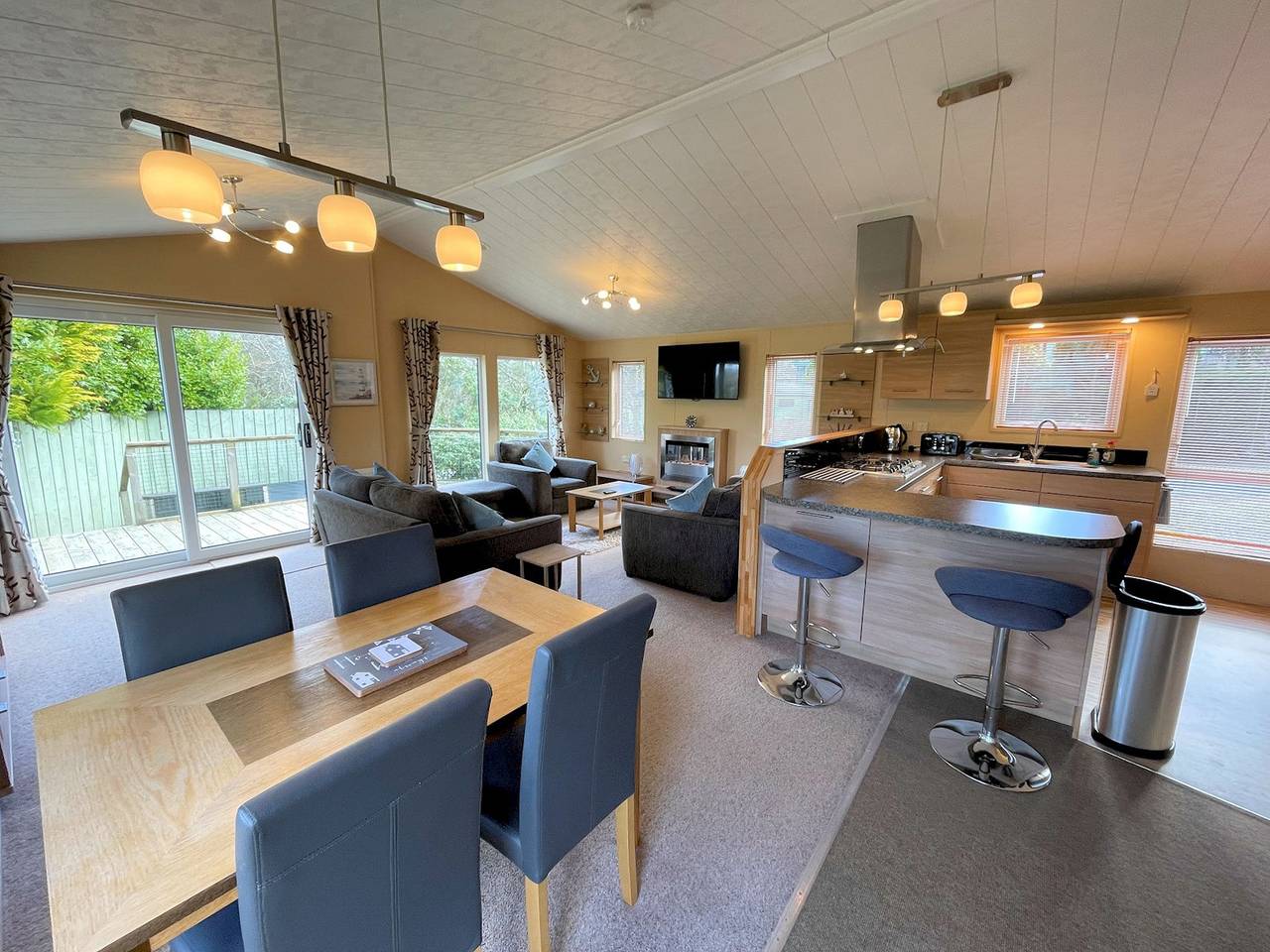 Beautiful Spacious Lodge in Kippford Country Park | Pass the Keys in Kippford, Dumfries and Galloway
