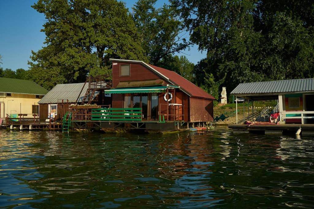 Homey house boat, great location in Belgrad, Belgrad und Umgebung