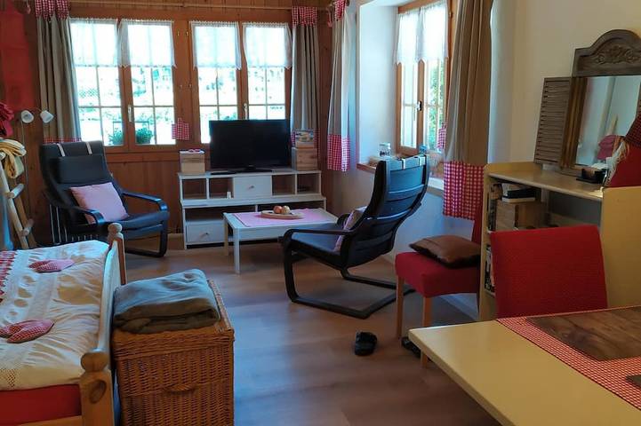 Gîte pour 2 personnes, avec balcon à Spiez - 4