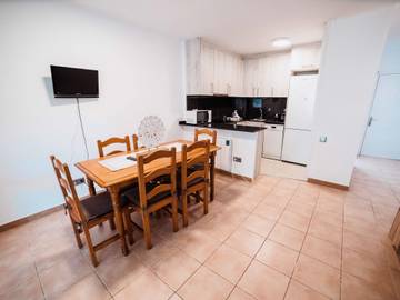 Holiday Apartment for 4 People in ses Aigües Mortes (Palafrugell), Palafrugell, Photo 3