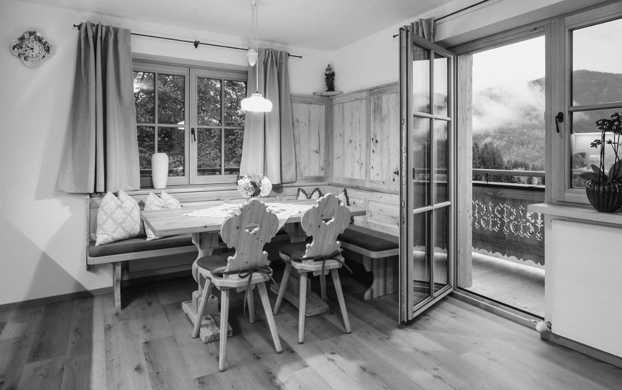Ganze Wohnung, Apartment with Mountain View in Westendorf (Tirol), Kaisergebirge