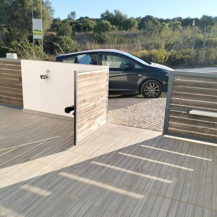 Location de vacances pour 7 personnes, avec jardin et piscine, animaux acceptés à Salema - 3