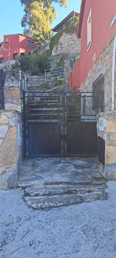 Casa de vacaciones para 16 personas, con Balcón y Jacuzzi además de Terraza y Jardín en Provincia de Ávila - 3