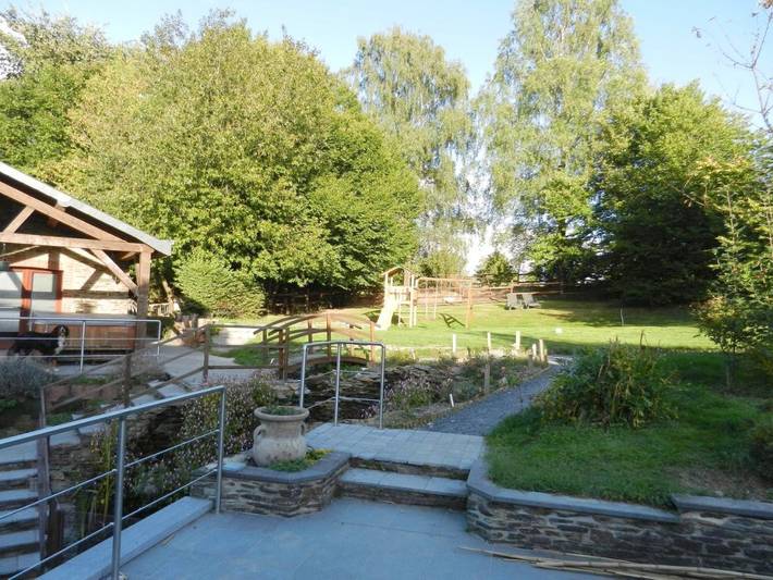 Chambre d’hôte pour 2 personnes, avec Terrasse et Jardin dans Ardennes (Belgique)