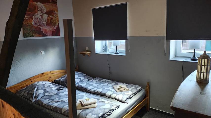 Entire apartment, Schicke FeWo No. 4 mit Terrasse in Aurich, Landkreis Aurich