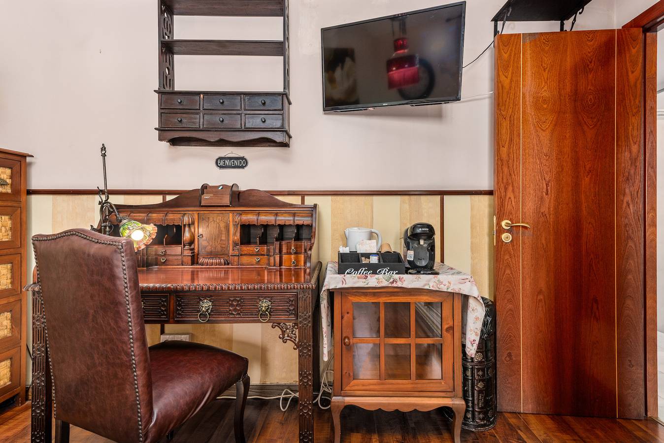 Apartamento entero, Apartamento 'Atico 3 Dormitorios Ron Manuel' con vistas al mar, Wi-Fi y aire acondicionado in Marbella Centro, Marbella